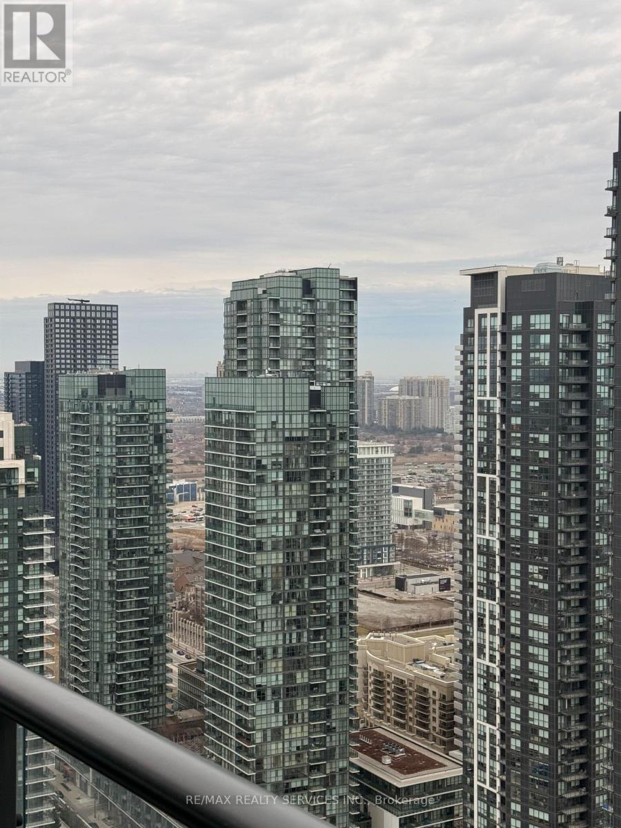 3907 - 448 Burnhamthorpe Road W, Mississauga, Ontario  L5A 3H7 - Photo 20 - W12926856