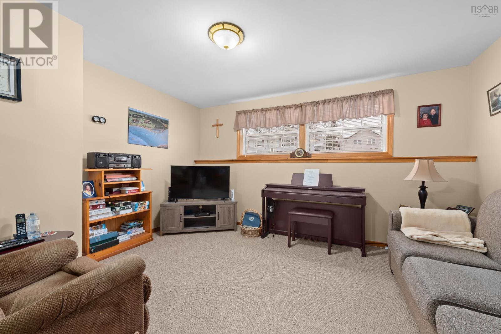 34 Churchill Downs Circle, Lower Sackville, Nova Scotia  B4E 2H8 - Photo 18 - 202605658