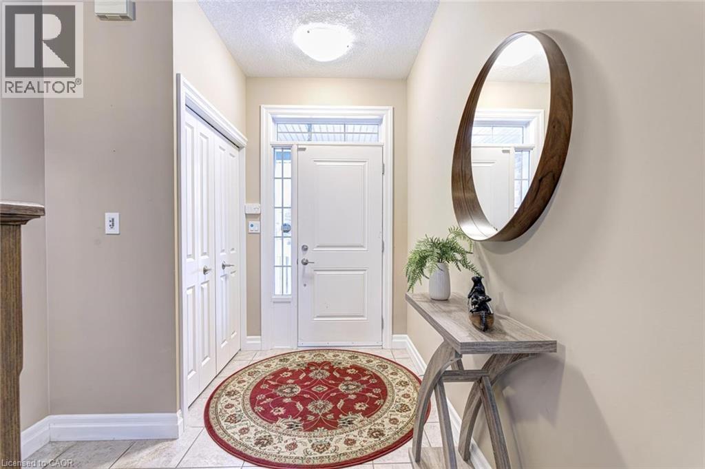 941 Pioneer Grove Court, Kitchener, Ontario  N2P 0B2 - Photo 6 - 40806897