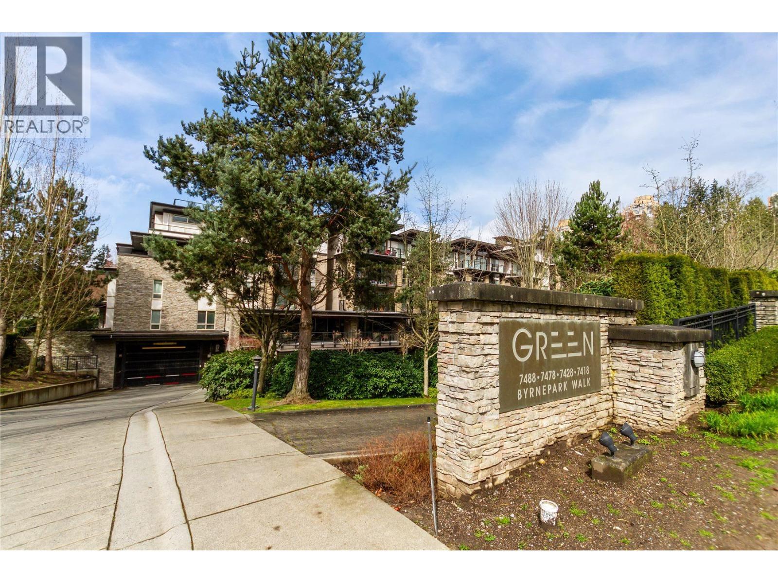 106 7428 BYRNEPARK WALK, Burnaby, British Columbia