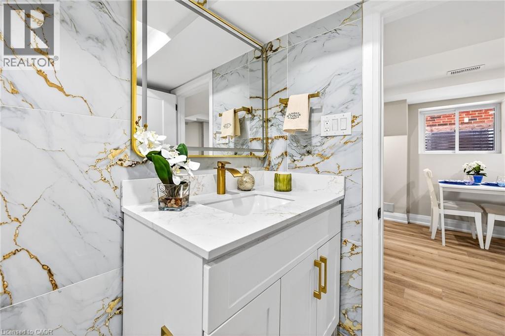 150 Brucedale Avenue E, Hamilton, Ontario  L9A 1N6 - Photo 35 - 40812026