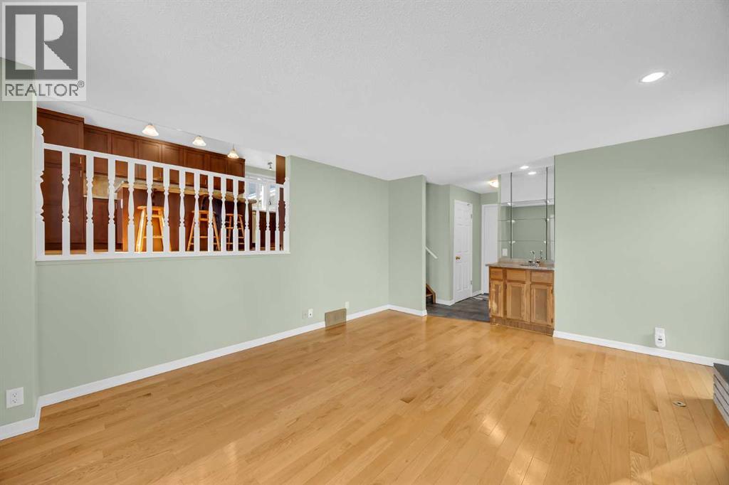 40 Cedargrove Way Sw, Calgary, Alberta  T2W 4V1 - Photo 20 - A2292650