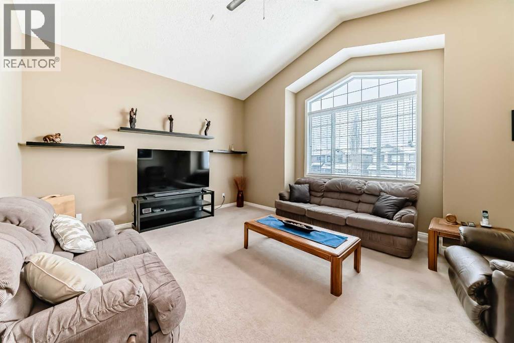 41 Kincora Drive Nw, Calgary, Alberta  T3R 1L2 - Photo 31 - A2296531