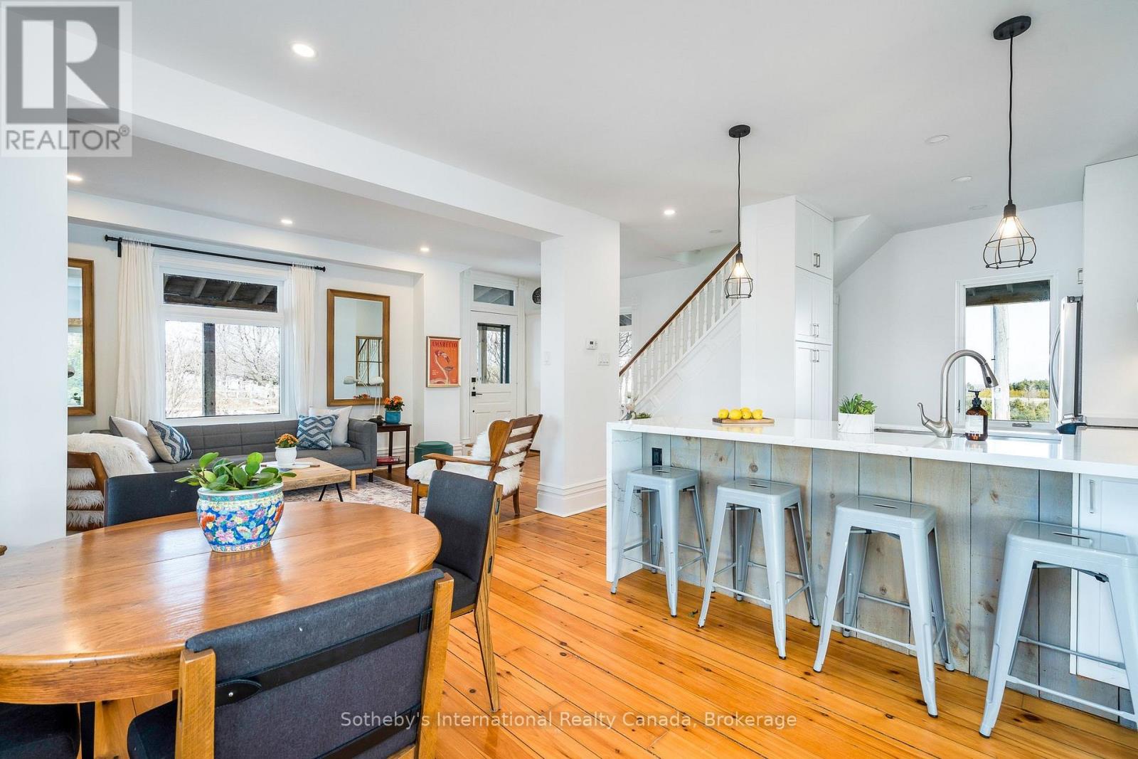 1943 Fairgrounds Road S, Clearview, Ontario L0M 1G0 - Photo 21 - S12925334