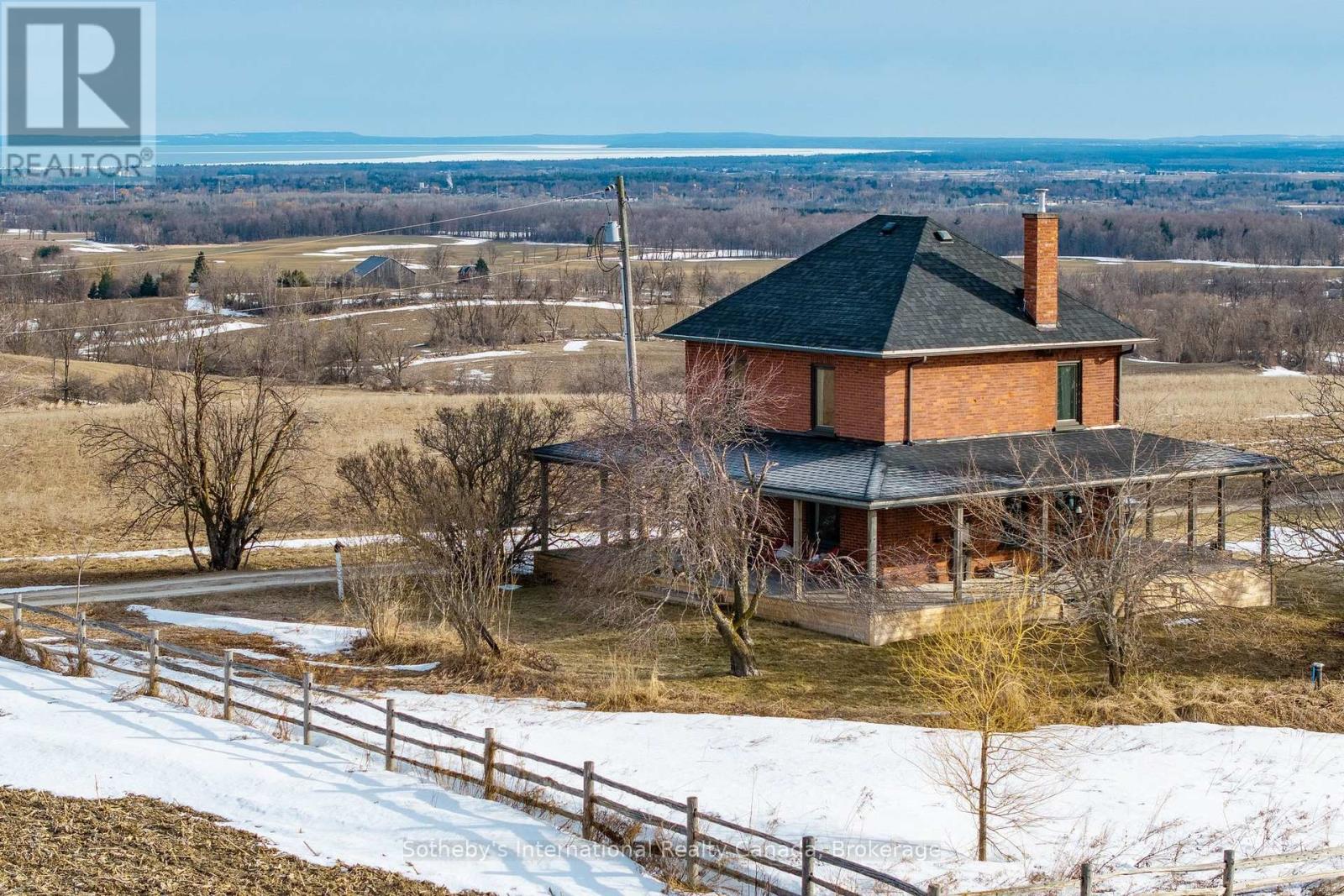 1943 Fairgrounds Road S, Clearview, Ontario L0M 1G0 - Photo 38 - S12925334
