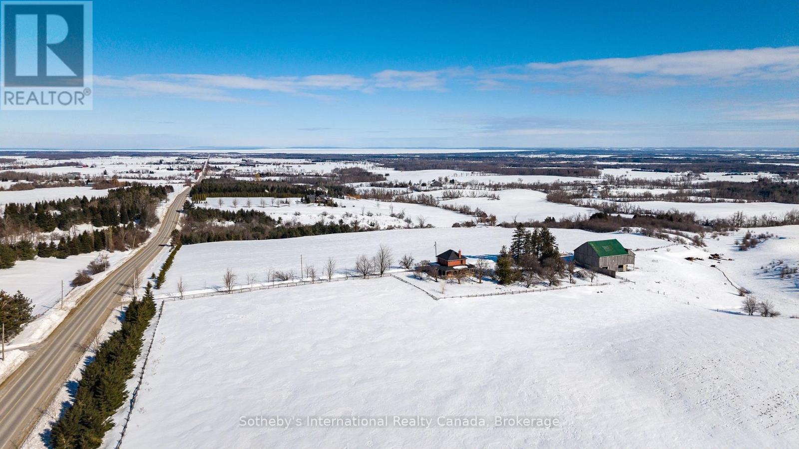 1943 Fairgrounds Road S, Clearview, Ontario L0M 1G0 - Photo 5 - S12925334