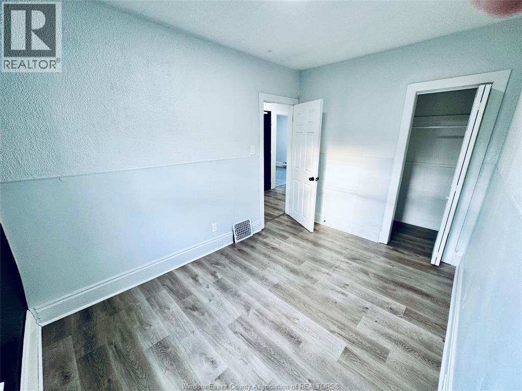 531 Langlois Unit# Main, Windsor, Ontario N9A 2G3 - Photo 33 - 26006399