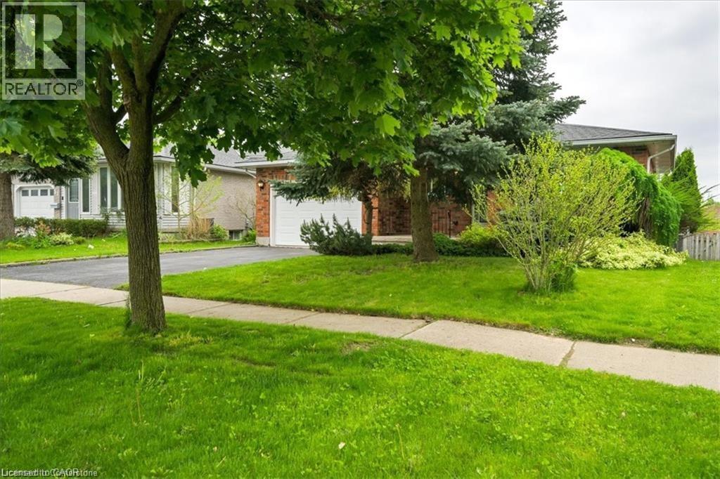 47 Claycroft Crescent Unit# Upper, Kitchener, Ontario  N2N 2R6 - Photo 2 - 40815632