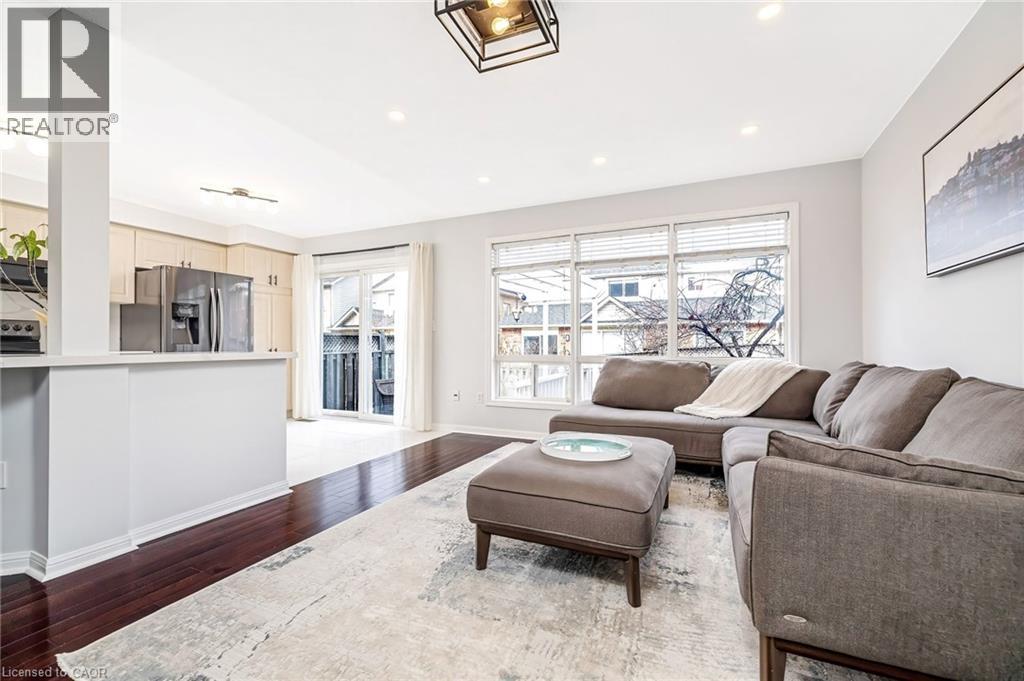 1617 Cartwright Crescent, Milton, Ontario  L9T 5N6 - Photo 6 - 40815565