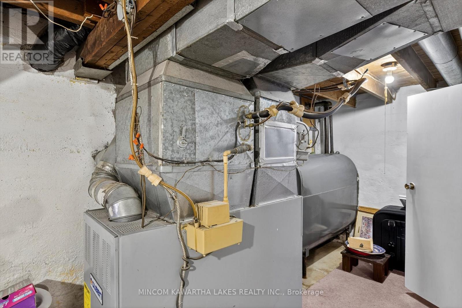 469 Edison Avenue, Peterborough, Ontario  K9J 4G4 - Photo 34 - X12929626