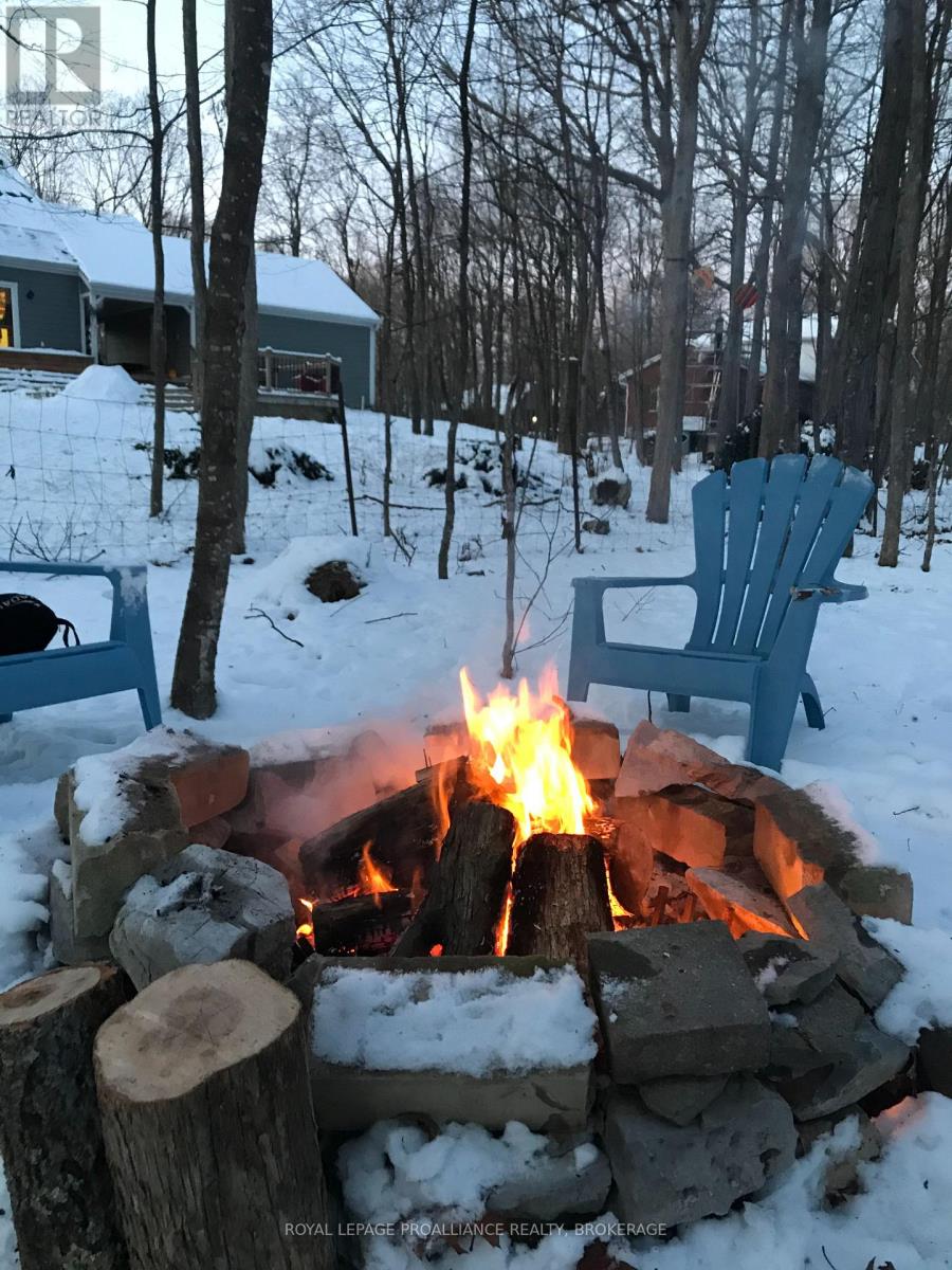 27 Riverside Drive, Kingston, Ontario  K7L 4V1 - Photo 38 - X12929684