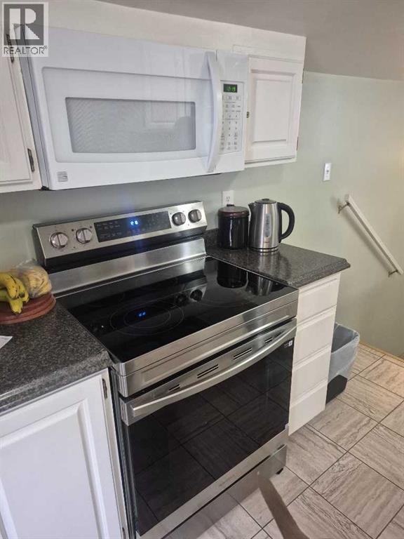 132 3 Avenue E, Empress, Alberta  T0J 1E0 - Photo 12 - A2274424