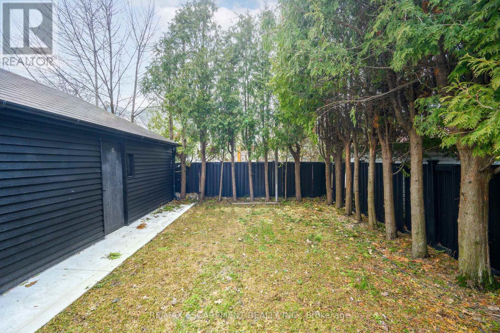 150 Brucedale Avenue E, Hamilton, Ontario  L9A 1N6 - Photo 48 - X12879932