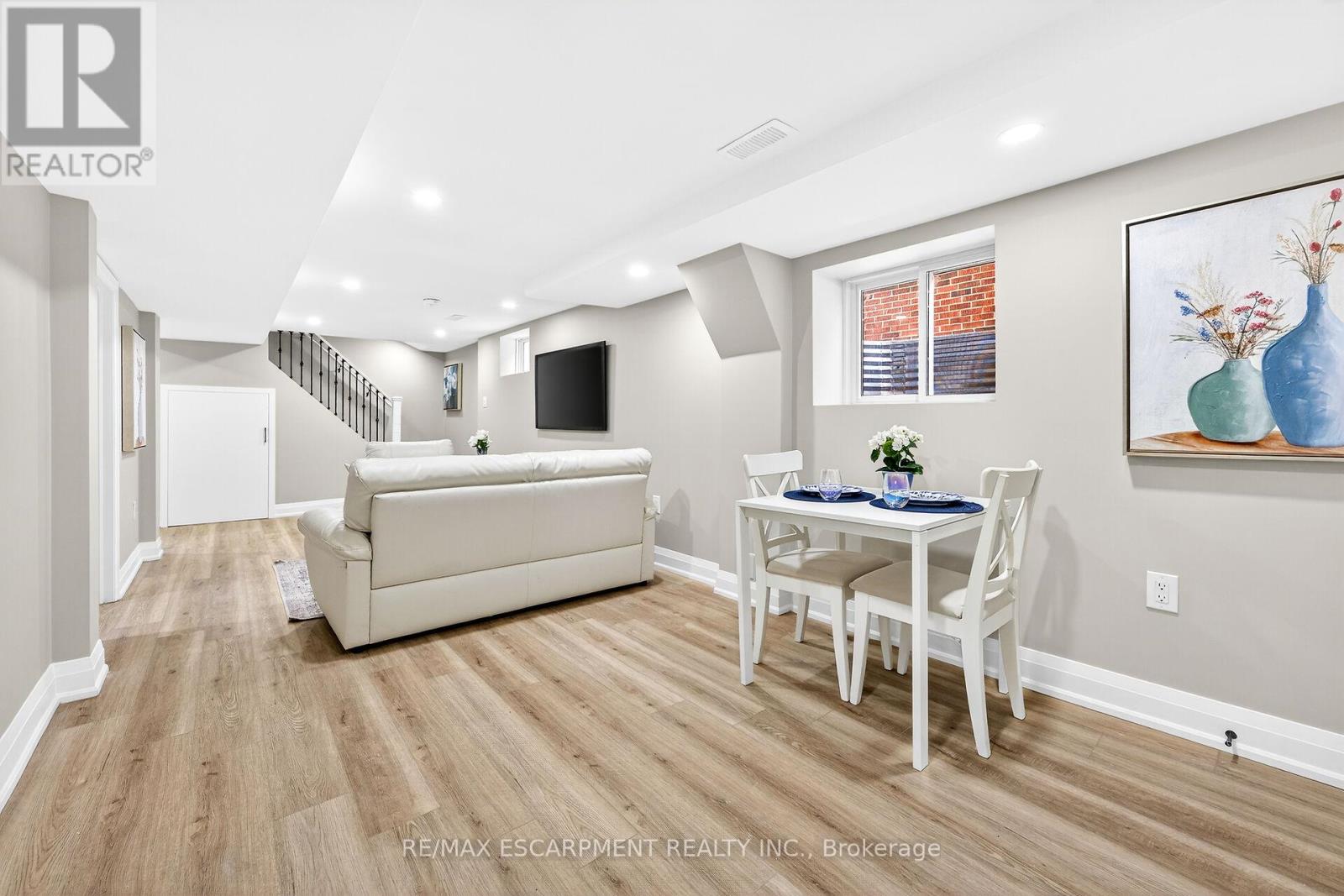 150 Brucedale Avenue E, Hamilton, Ontario  L9A 1N6 - Photo 37 - X12879932