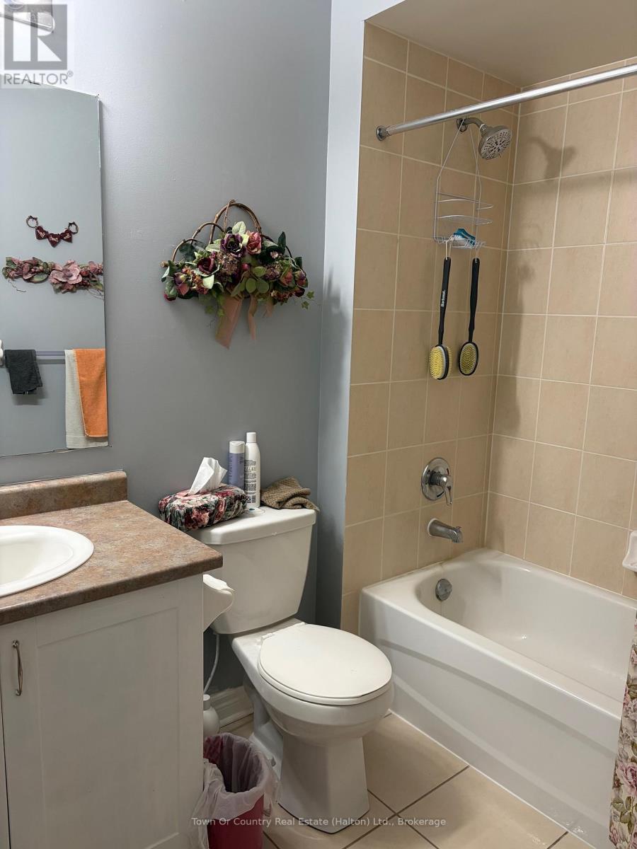 421 - 383 Main Street E, Milton, Ontario  L9T 8K8 - Photo 6 - W12927738