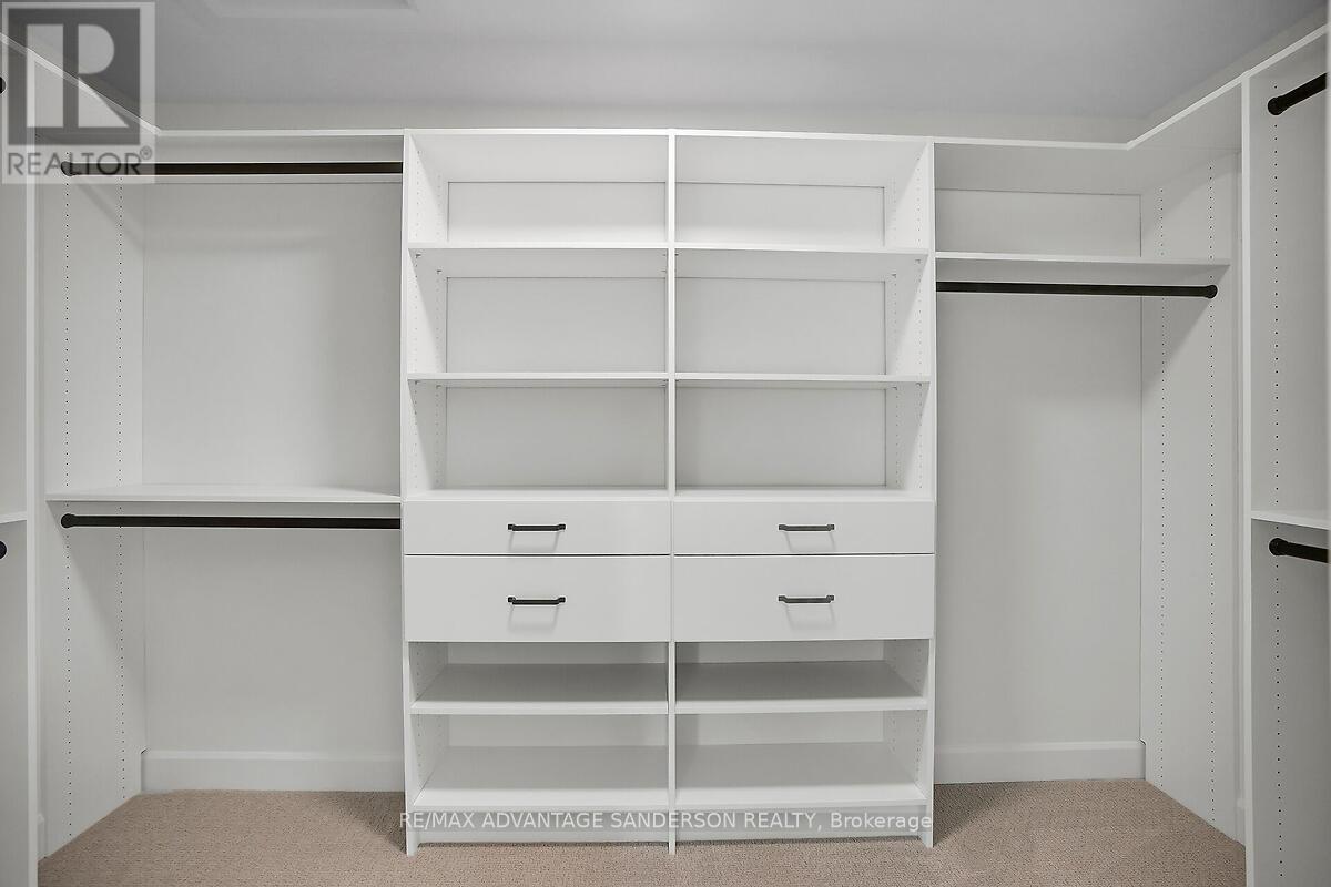 243 Songbird Lane, Middlesex Centre, Ontario  N0M 2A0 - Photo 39 - X12929638