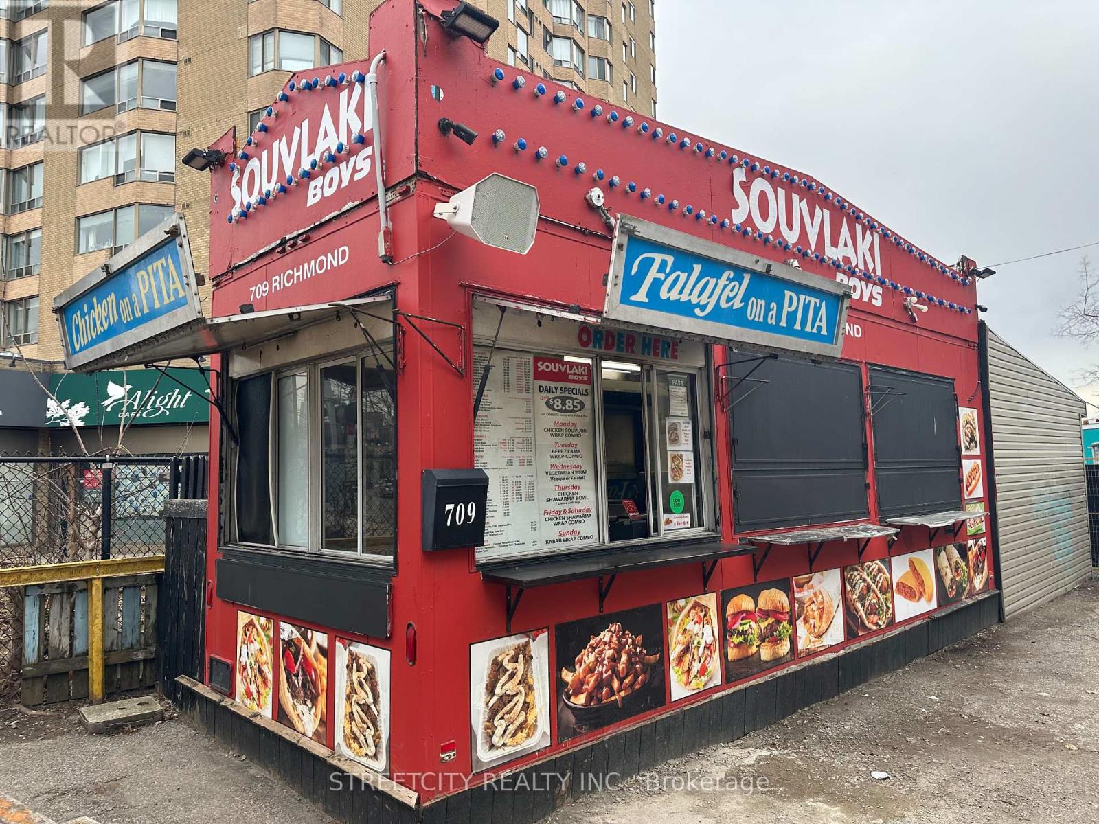 709 Richmond Street, London East, Ontario  N6A 3H1 - Photo 2 - X12929718