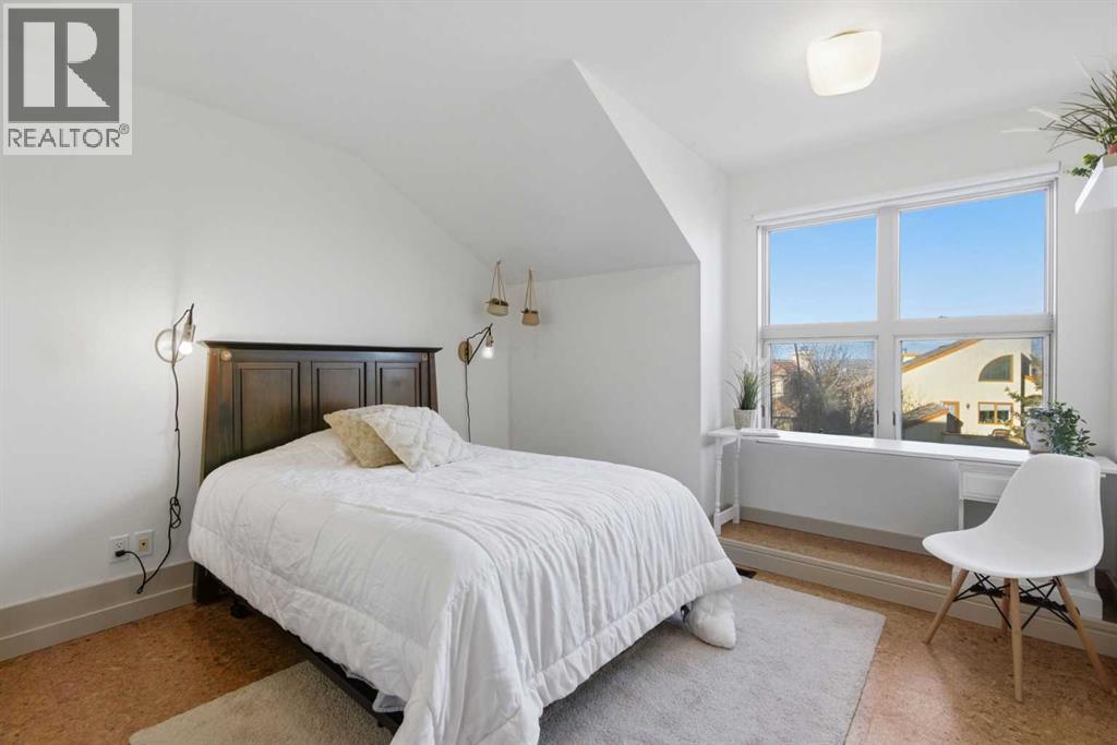 64 Patterson Mews Sw, Calgary, Alberta  T3H 2C6 - Photo 23 - A2277344