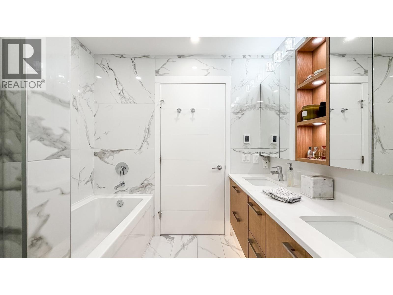 301 4988 Cambie Street, Vancouver, British Columbia  V5Z 2Z5 - Photo 17 - R3104255