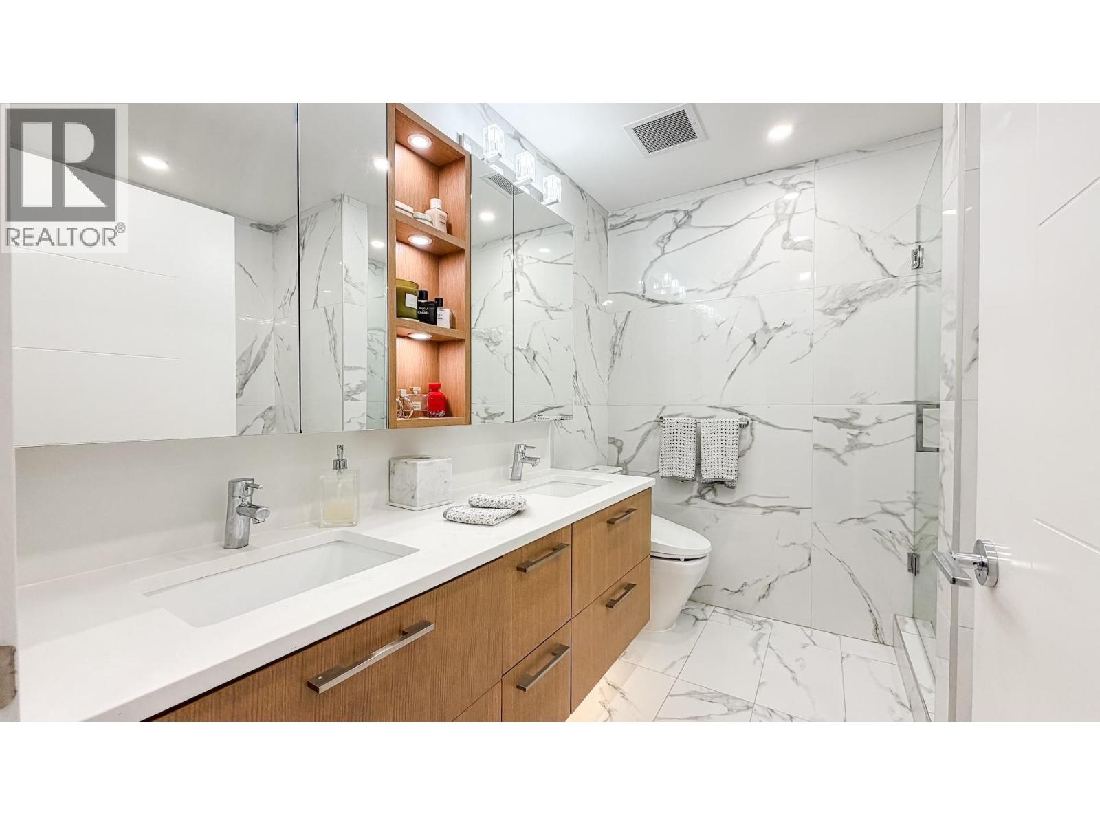 301 4988 Cambie Street, Vancouver, British Columbia  V5Z 2Z5 - Photo 16 - R3104255