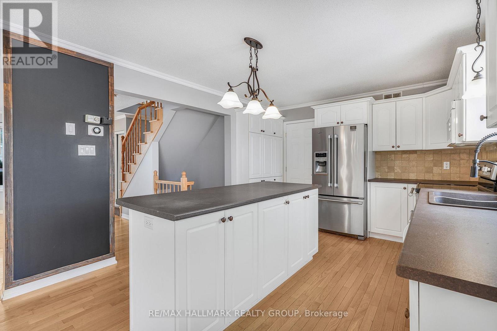 1802 Patricia Street, Clarence-Rockland, Ontario  K4K 1T4 - Photo 11 - X12929594