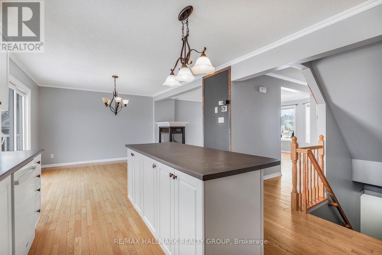 1802 Patricia Street, Clarence-Rockland, Ontario  K4K 1T4 - Photo 12 - X12929594