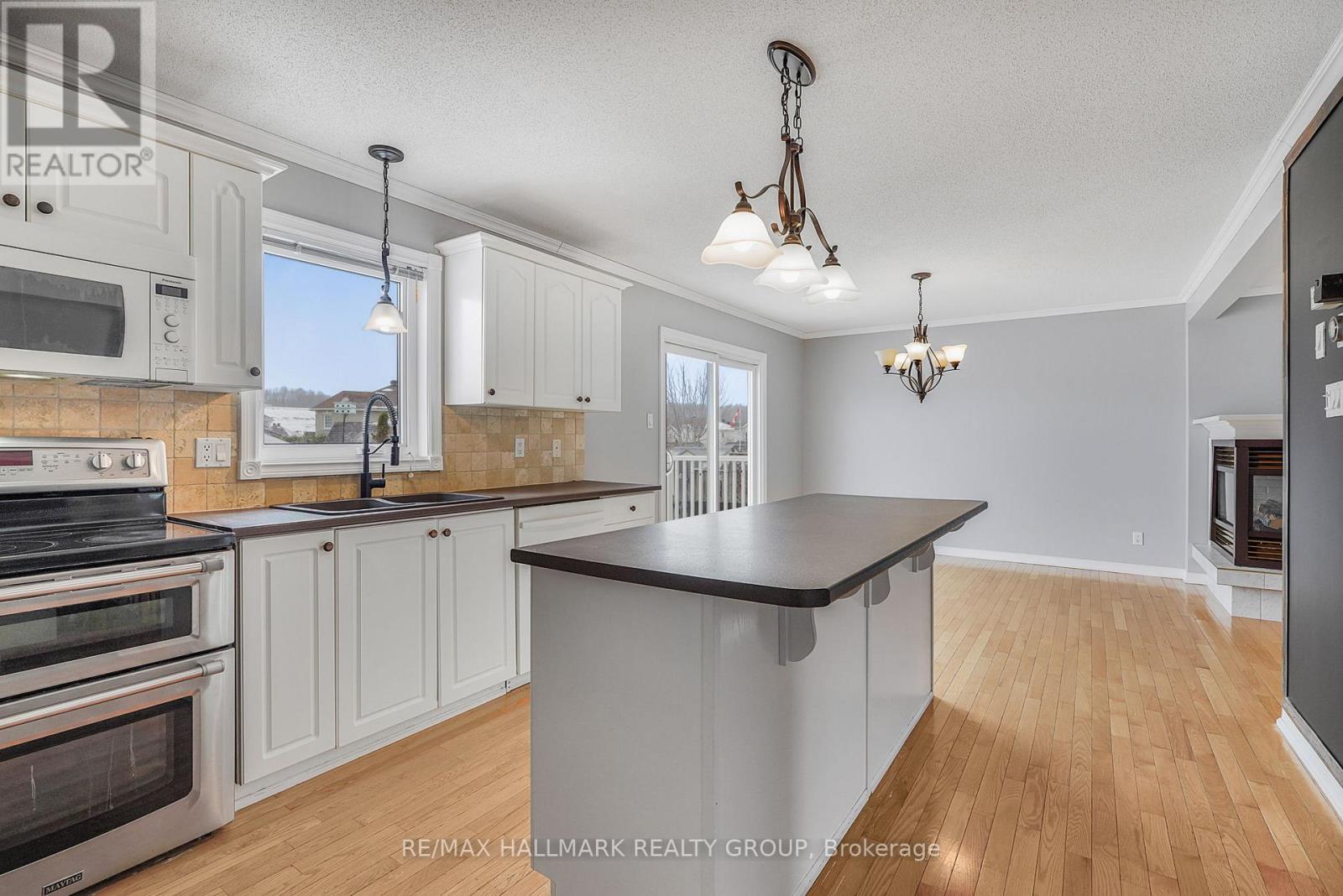 1802 Patricia Street, Clarence-Rockland, Ontario  K4K 1T4 - Photo 13 - X12929594