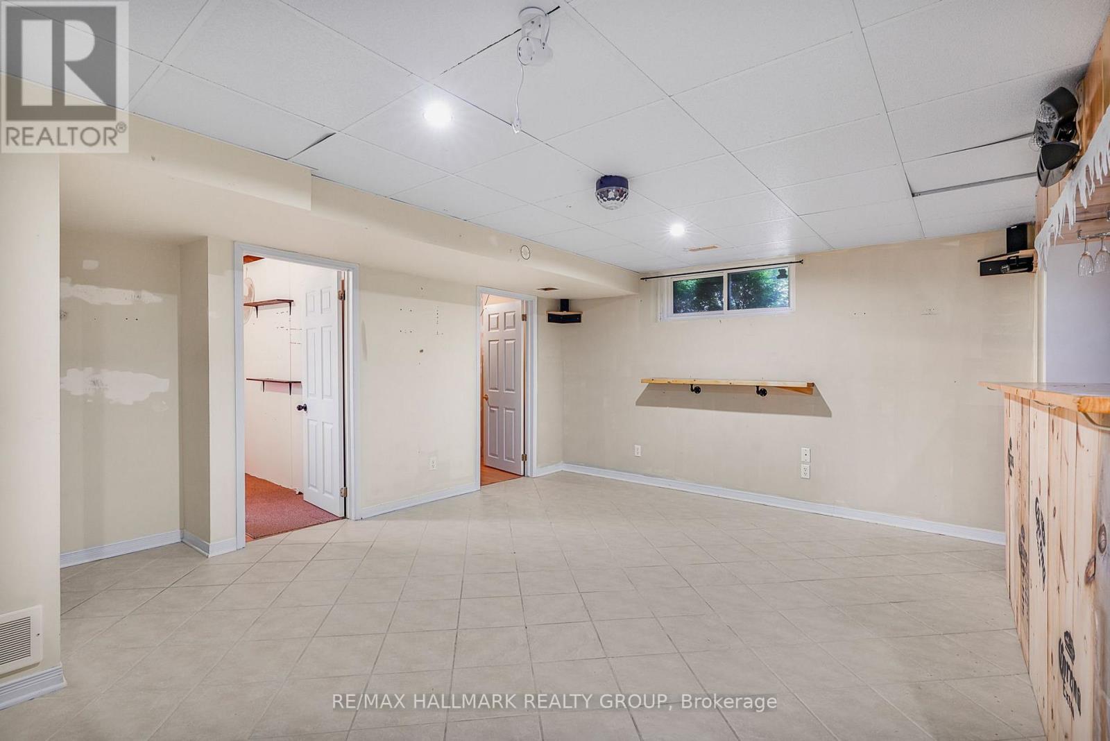 1802 Patricia Street, Clarence-Rockland, Ontario  K4K 1T4 - Photo 27 - X12929594