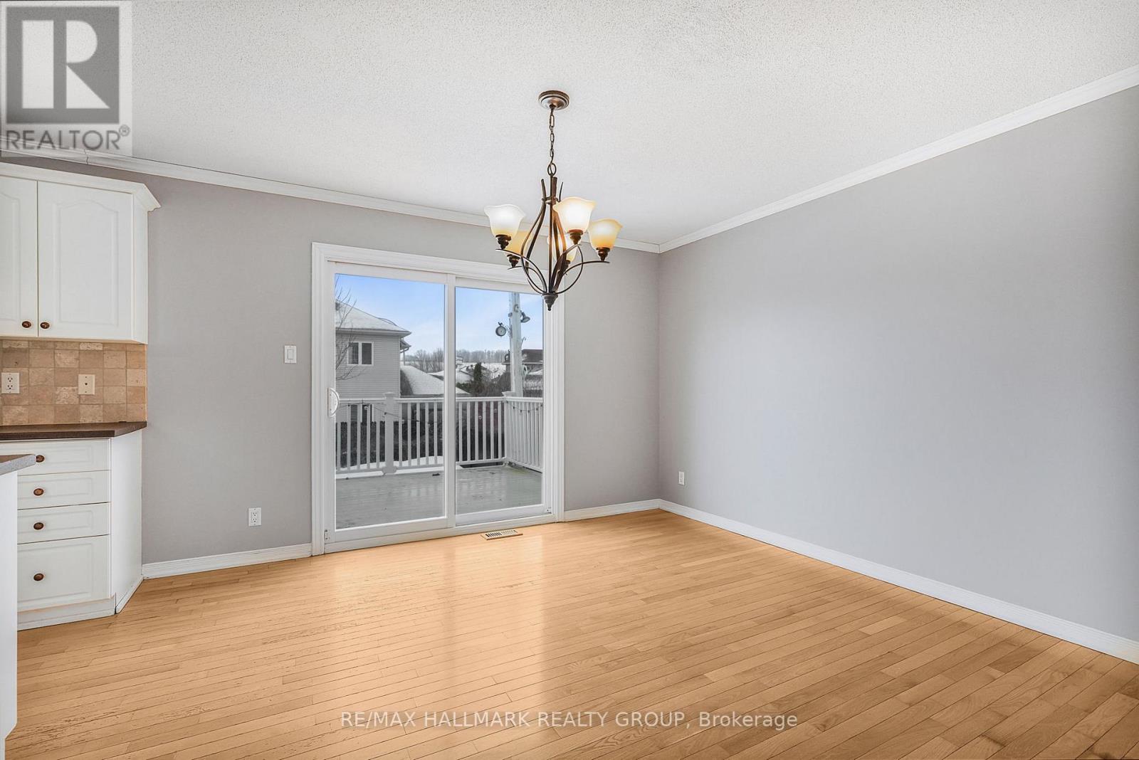 1802 Patricia Street, Clarence-Rockland, Ontario  K4K 1T4 - Photo 7 - X12929594