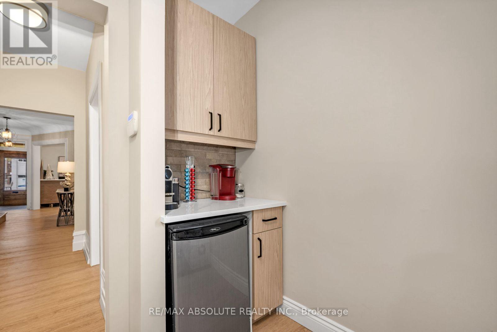 Office 5 - 238 Argyle Avenue, Ottawa, Ontario  K2P 1B9 - Photo 3 - X12929634