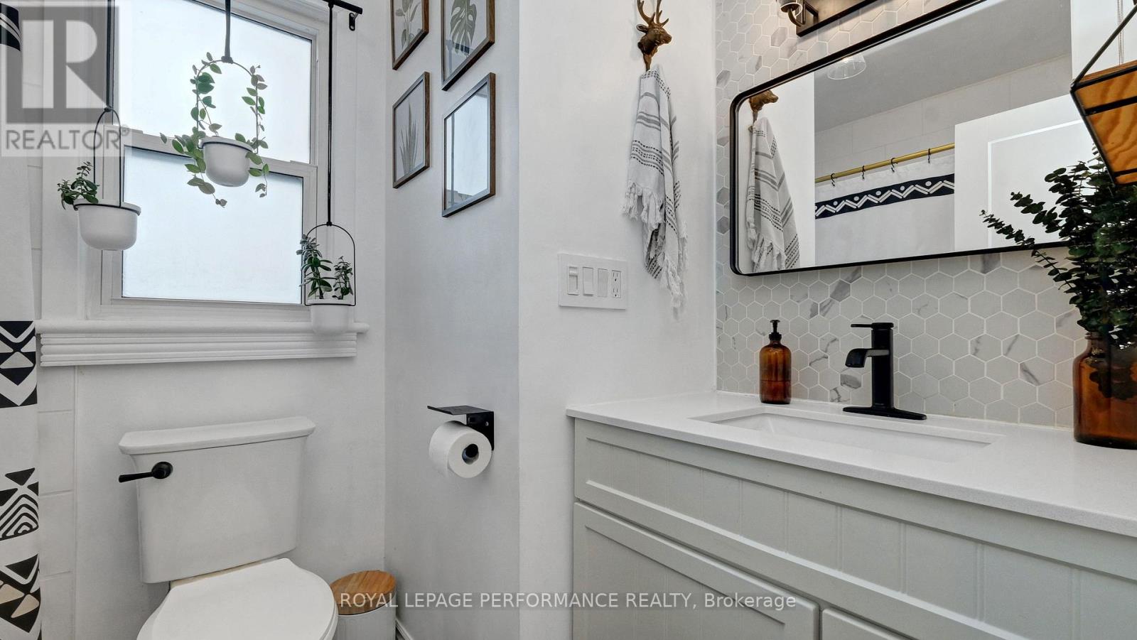 319 Frontenac Street, Ottawa, Ontario  K1L 6K6 - Photo 12 - X12929662