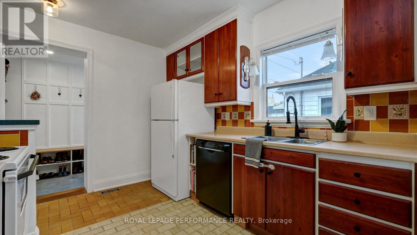 319 Frontenac Street, Ottawa, Ontario  K1L 6K6 - Photo 7 - X12929662