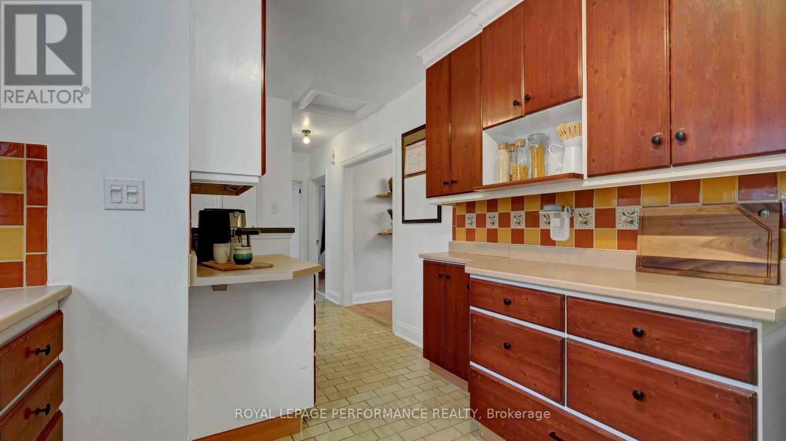 319 Frontenac Street, Ottawa, Ontario  K1L 6K6 - Photo 9 - X12929662