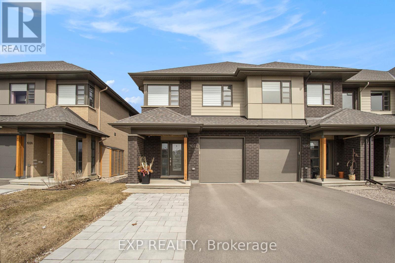 1022 LUNAR GLOW CRESCENT, Ottawa, Ontario