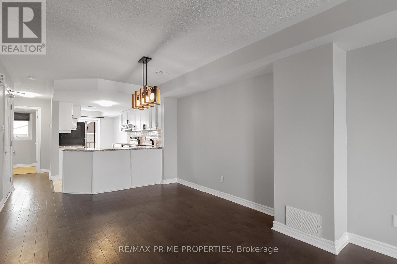 166 Bluestone Private, Ottawa, Ontario  K4A 0X7 - Photo 11 - X12929740