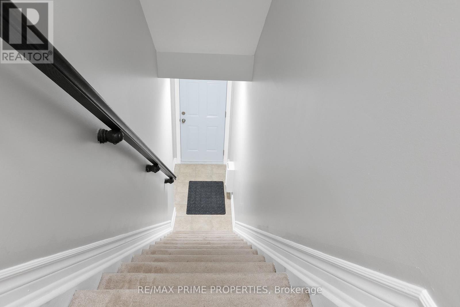 166 Bluestone Private, Ottawa, Ontario  K4A 0X7 - Photo 3 - X12929740