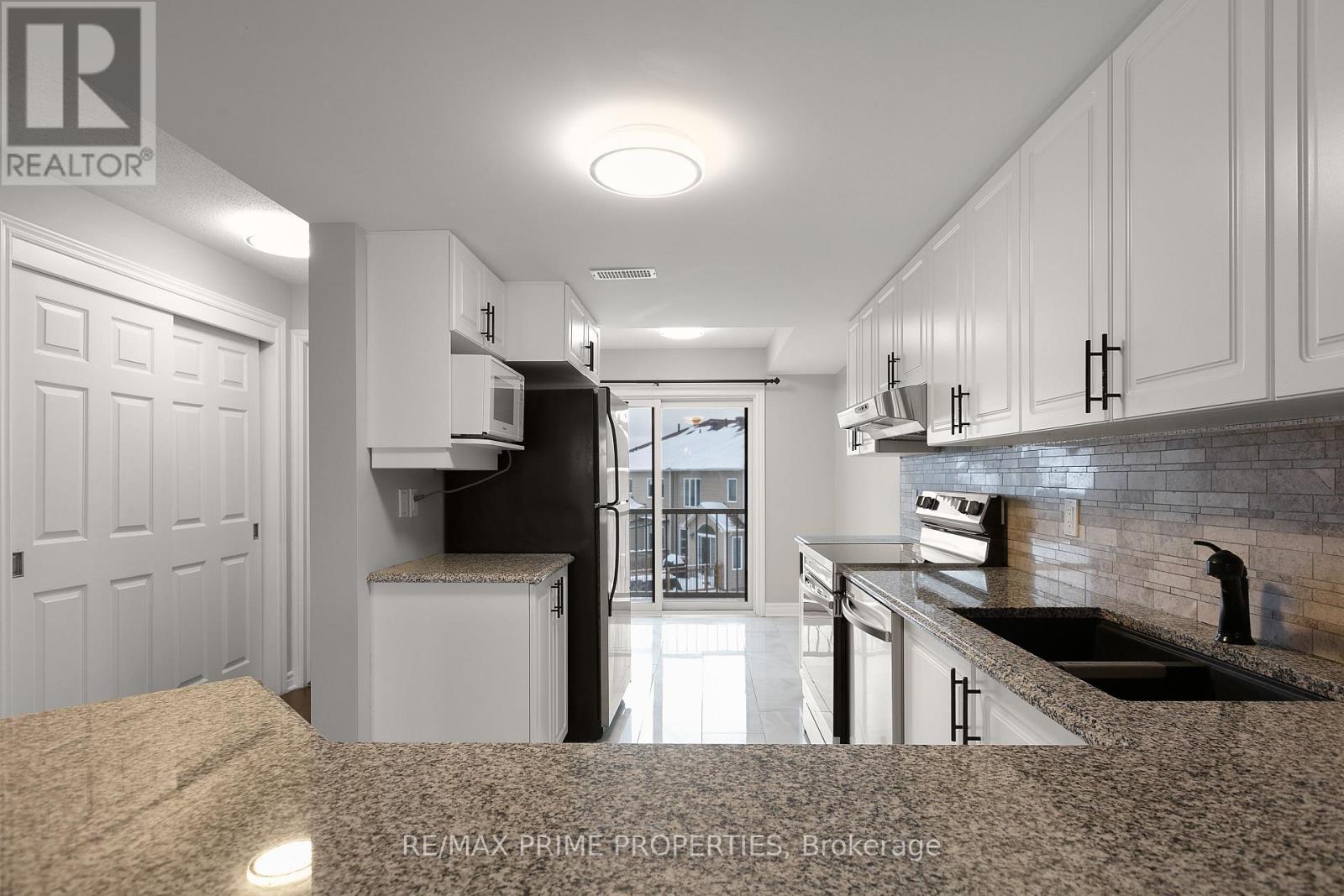 166 Bluestone Private, Ottawa, Ontario  K4A 0X7 - Photo 12 - X12929756