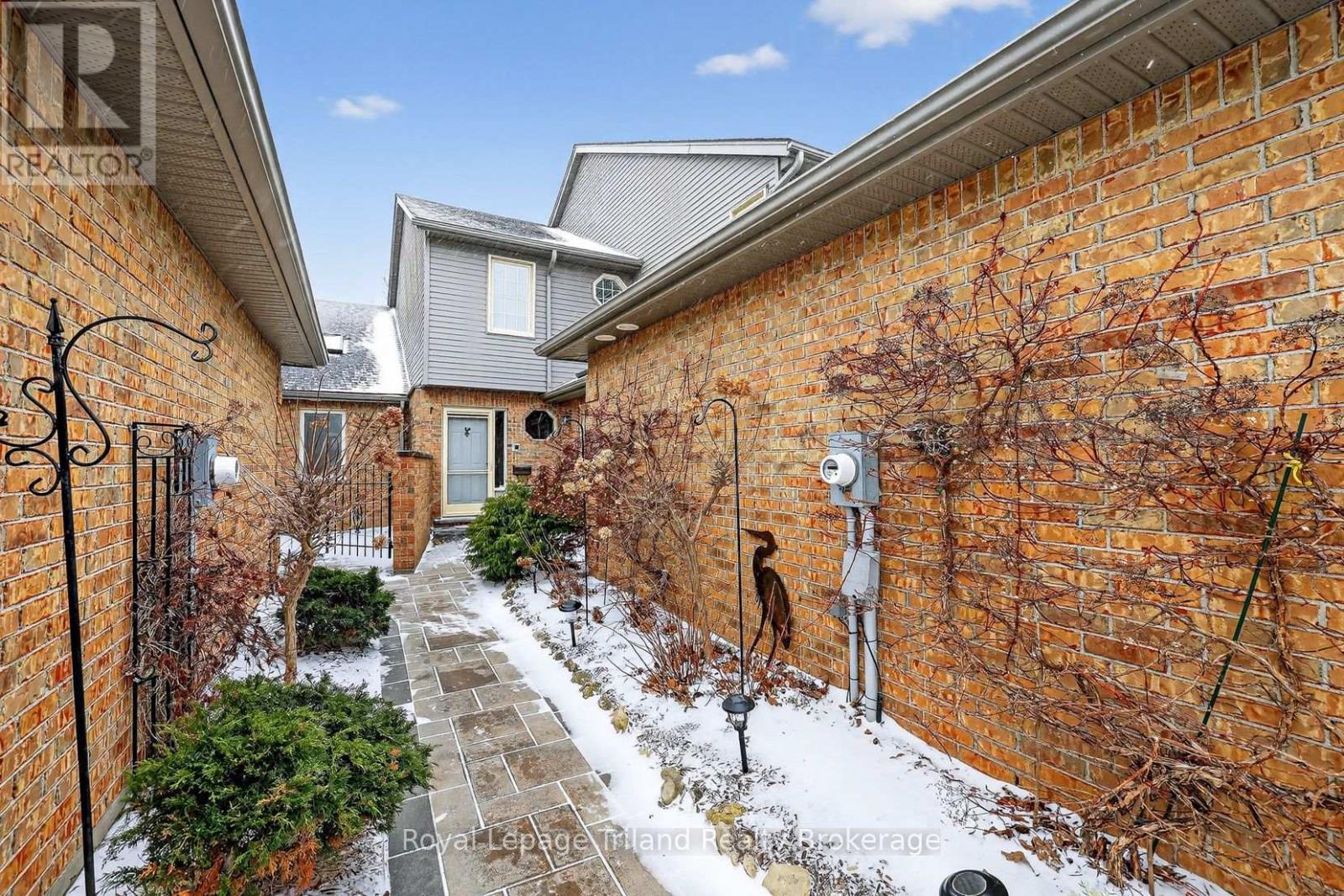 12 - 637 Lansdowne Avenue, Woodstock, Ontario N4T 1K2 - Photo 4 - X12929840