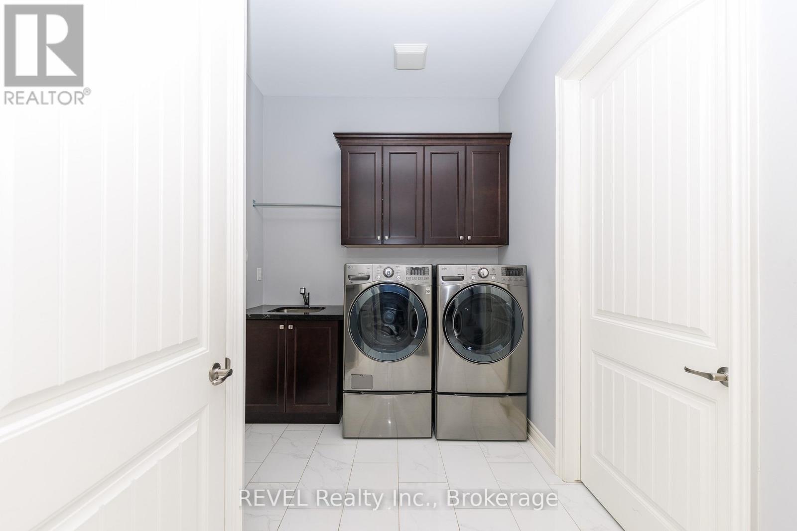 9421 Madison Crescent, Niagara Falls, Ontario  L2H 0M3 - Photo 17 - X12929614