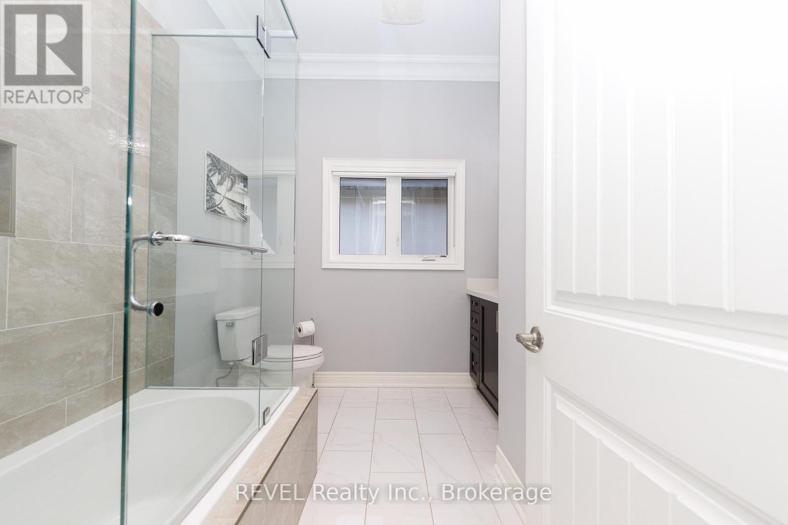 9421 Madison Crescent, Niagara Falls, Ontario  L2H 0M3 - Photo 34 - X12929614