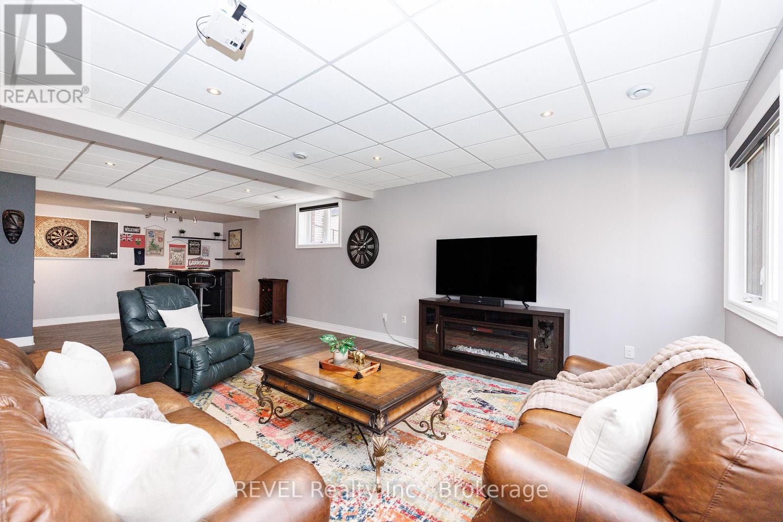 9421 Madison Crescent, Niagara Falls, Ontario  L2H 0M3 - Photo 39 - X12929614