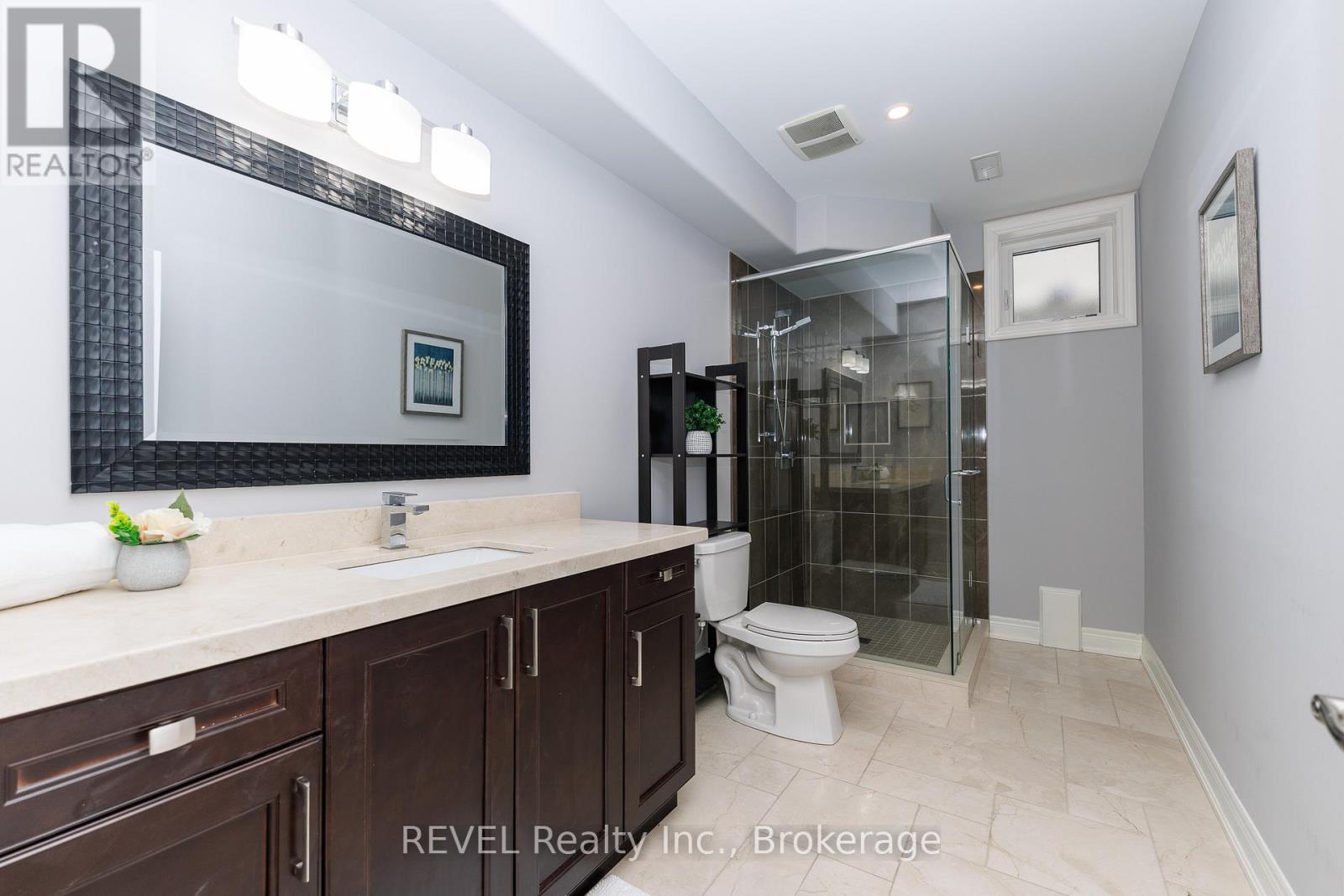 9421 Madison Crescent, Niagara Falls, Ontario  L2H 0M3 - Photo 44 - X12929614