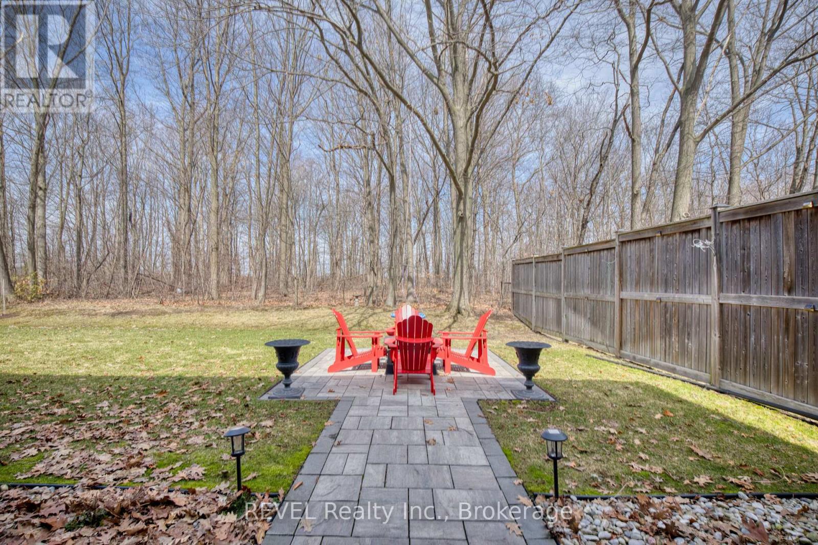 9421 Madison Crescent, Niagara Falls, Ontario  L2H 0M3 - Photo 46 - X12929614