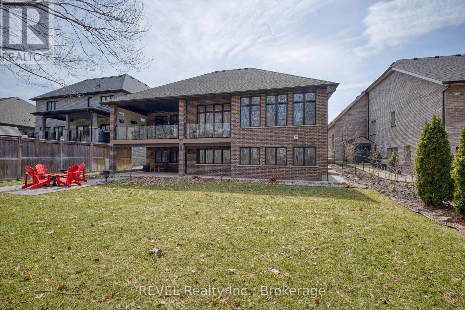 9421 Madison Crescent, Niagara Falls, Ontario  L2H 0M3 - Photo 48 - X12929614