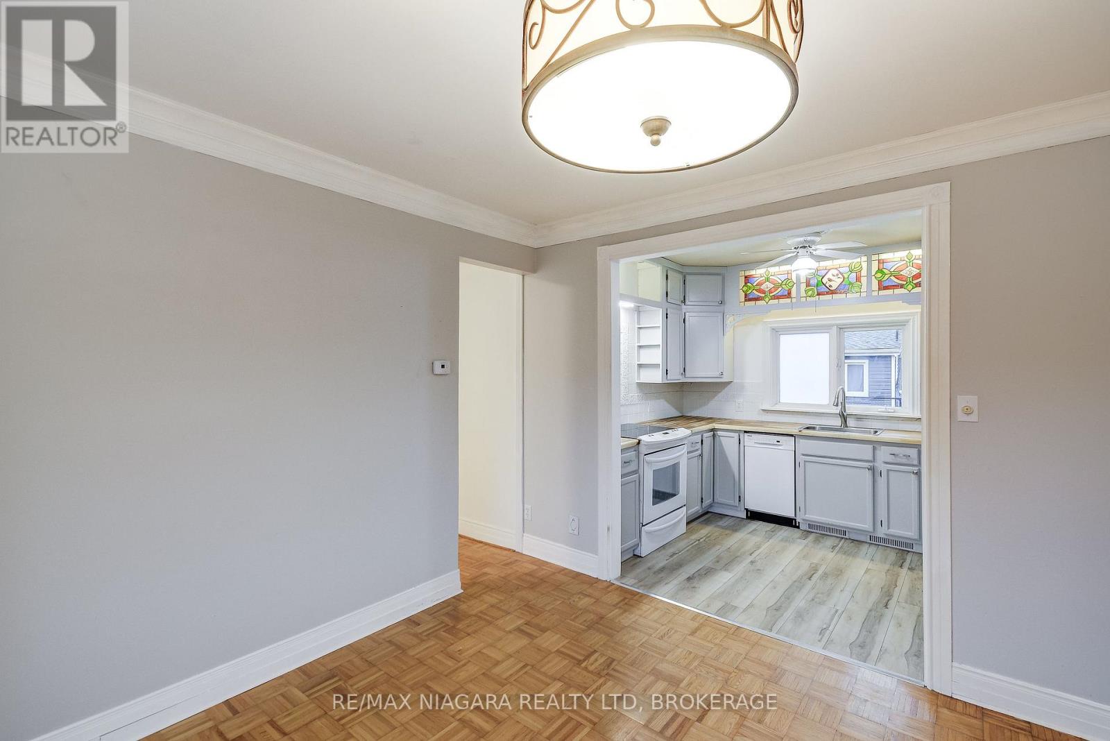 71 Joseph Street, Fort Erie, Ontario  L2A 5J6 - Photo 20 - X12929784