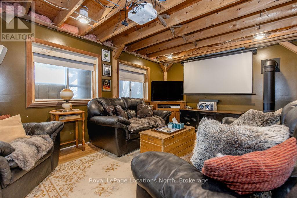 43 Sunnyside Lane, Wasaga Beach, Ontario  L9Z 2M5 - Photo 22 - S12929698