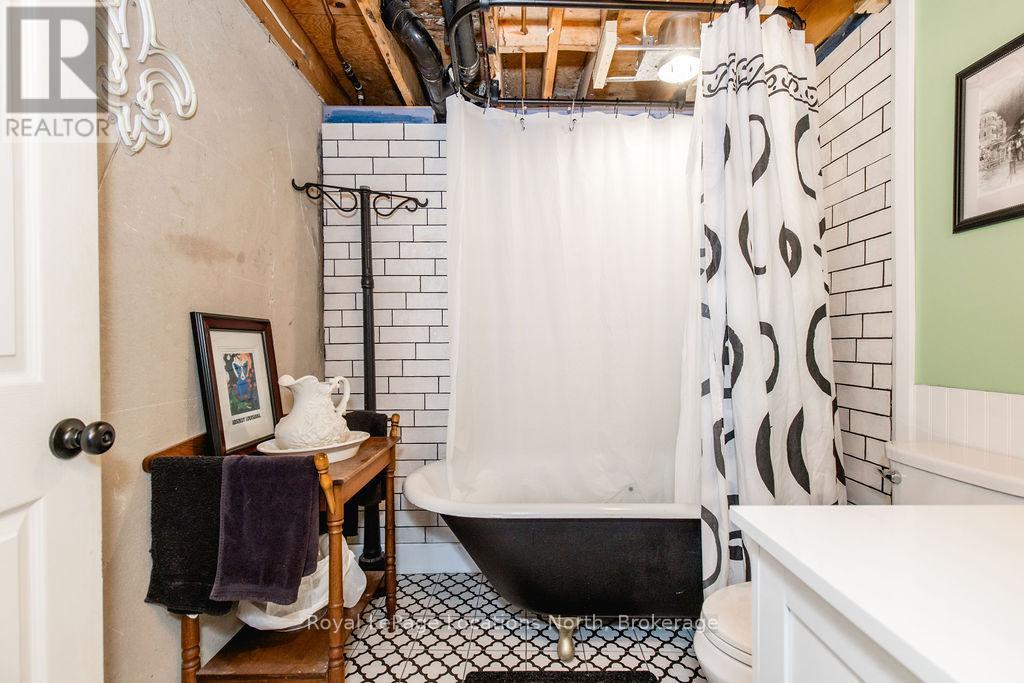 43 Sunnyside Lane, Wasaga Beach, Ontario  L9Z 2M5 - Photo 23 - S12929698