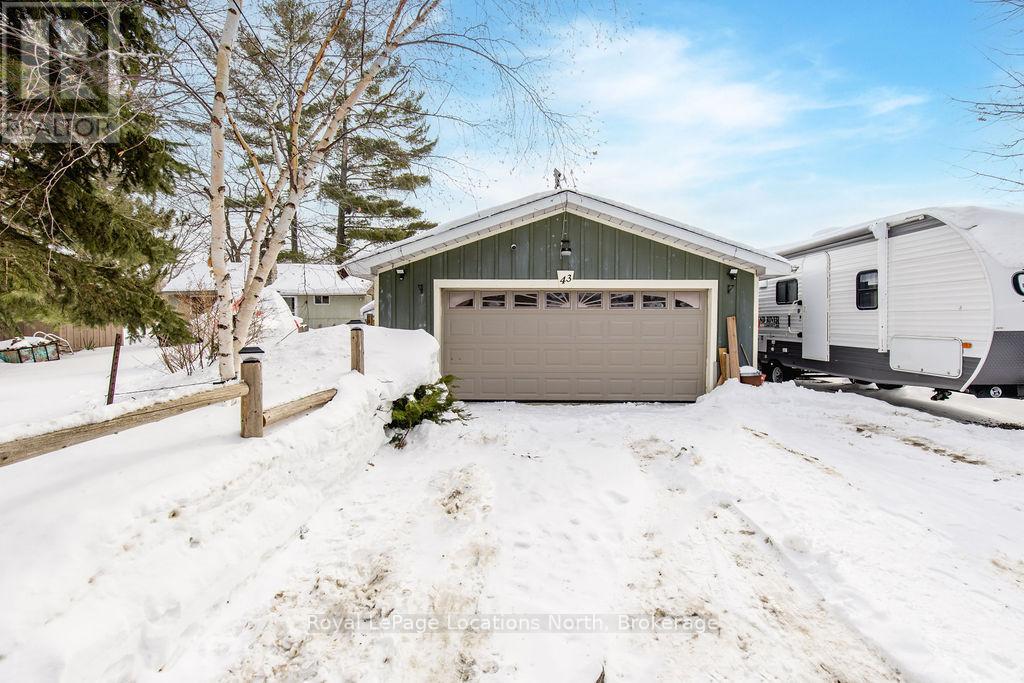 43 Sunnyside Lane, Wasaga Beach, Ontario  L9Z 2M5 - Photo 3 - S12929698