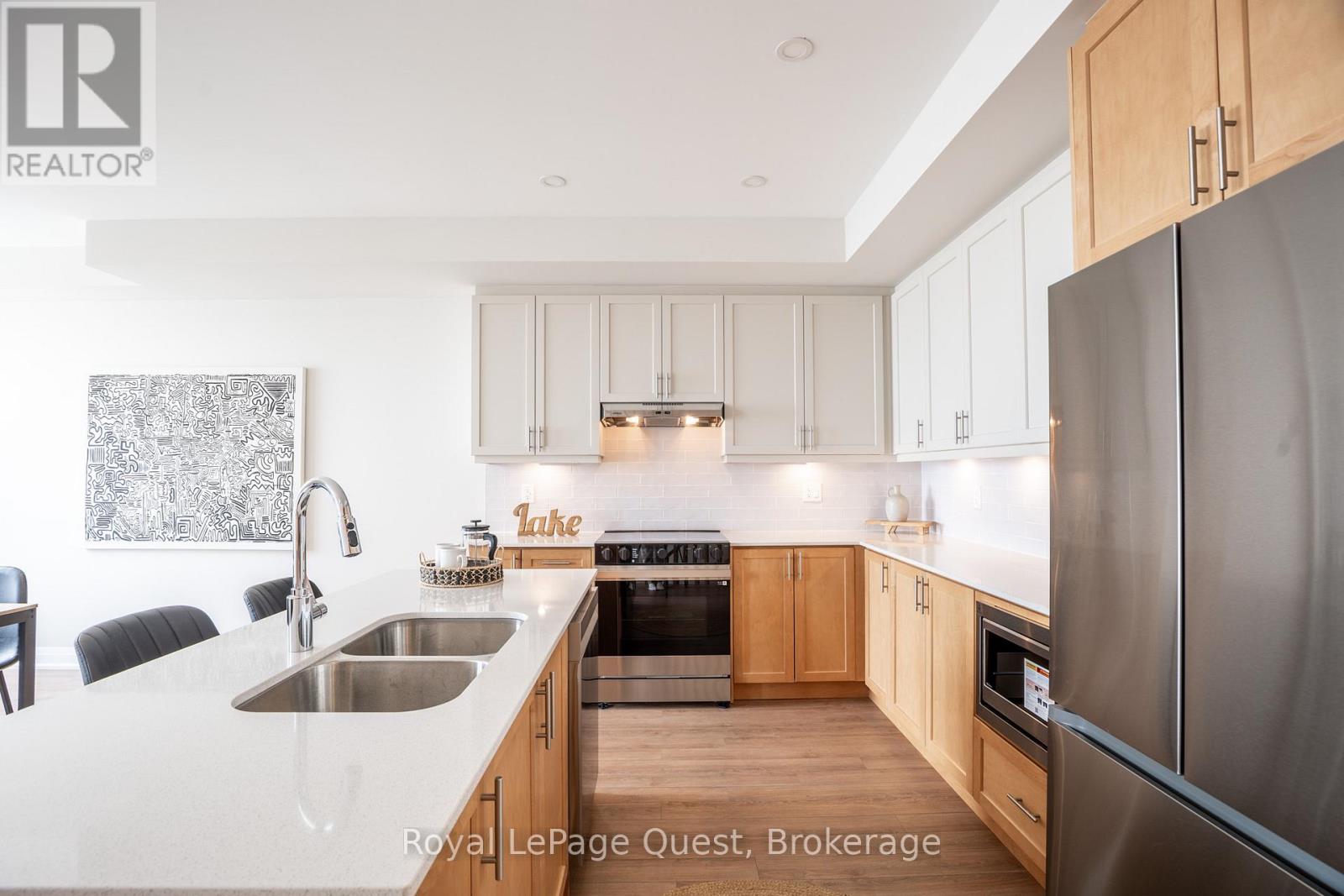 93 Lightfoot Drive, Orillia, Ontario  L3V 7L8 - Photo 9 - S12929754