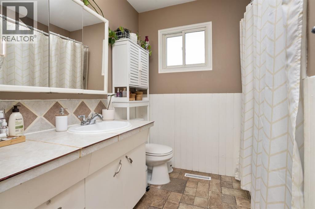 5402 52 Street, Bashaw, Alberta  T0B 0H0 - Photo 16 - A2291474